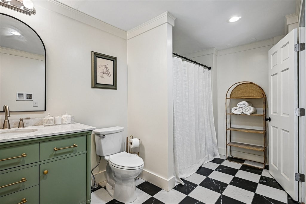 254 Russell St, Woburn, MA, 254 Russell St, Woburn, MA Photo #19