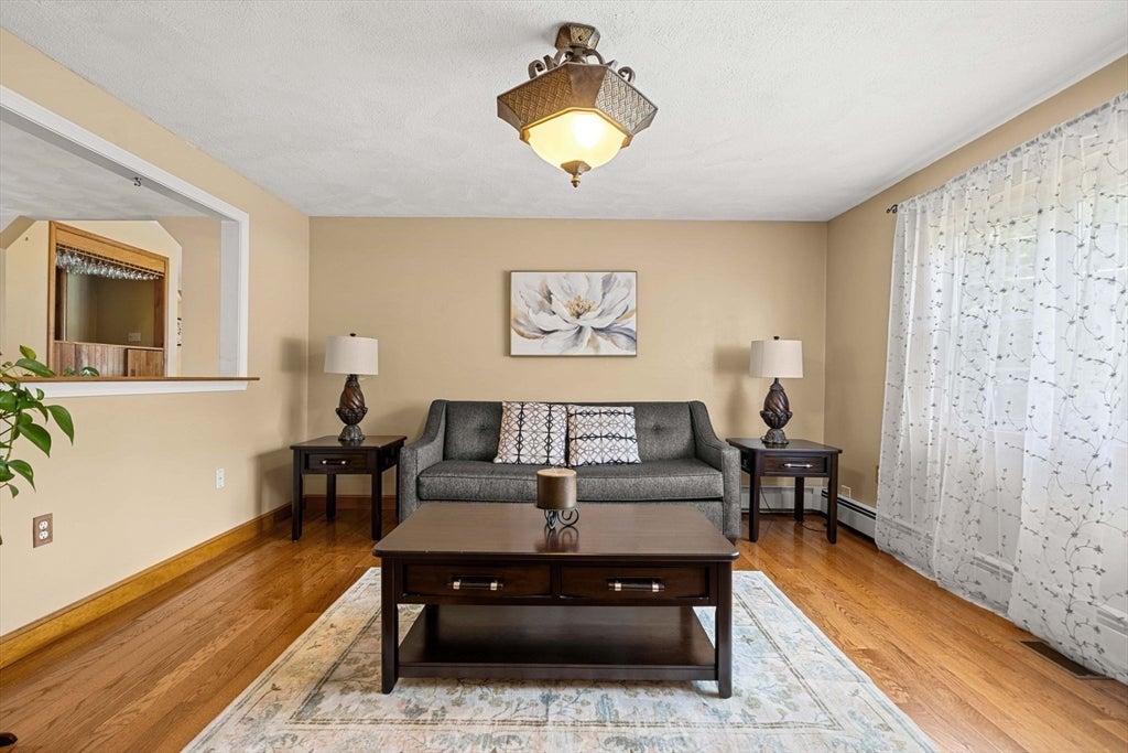 45 Oxford Rd, Tewksbury, MA, 45 Oxford Rd, Tewksbury, MA Photo #14