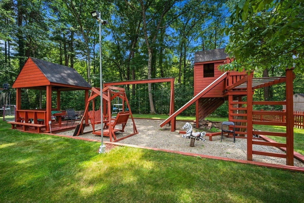 45 Oxford Rd, Tewksbury, MA, 45 Oxford Rd, Tewksbury, MA Photo #37