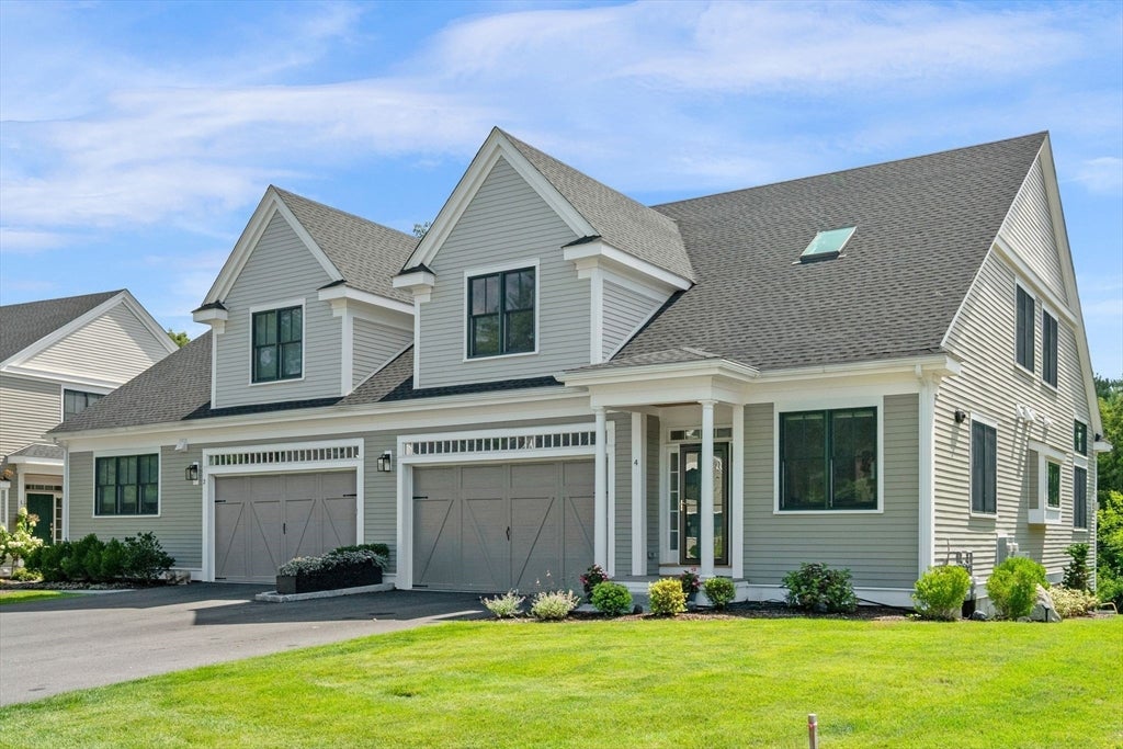 Photo of 4 Talbot Lane, Reading, MA