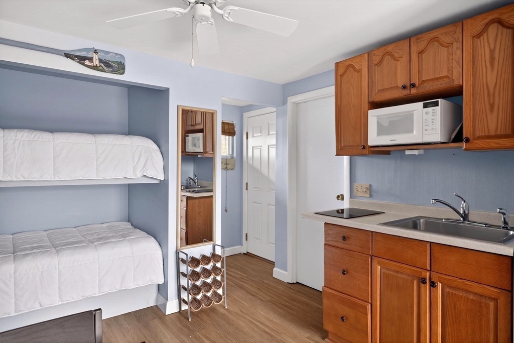 132 Shore Road, Unit 15