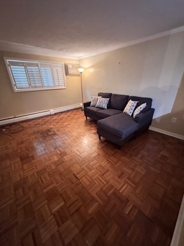 Gloucester, Massachusetts 01930, United States, 1 Bedroom Bedrooms, ,1 BathroomBathrooms,Residential,Active,161058