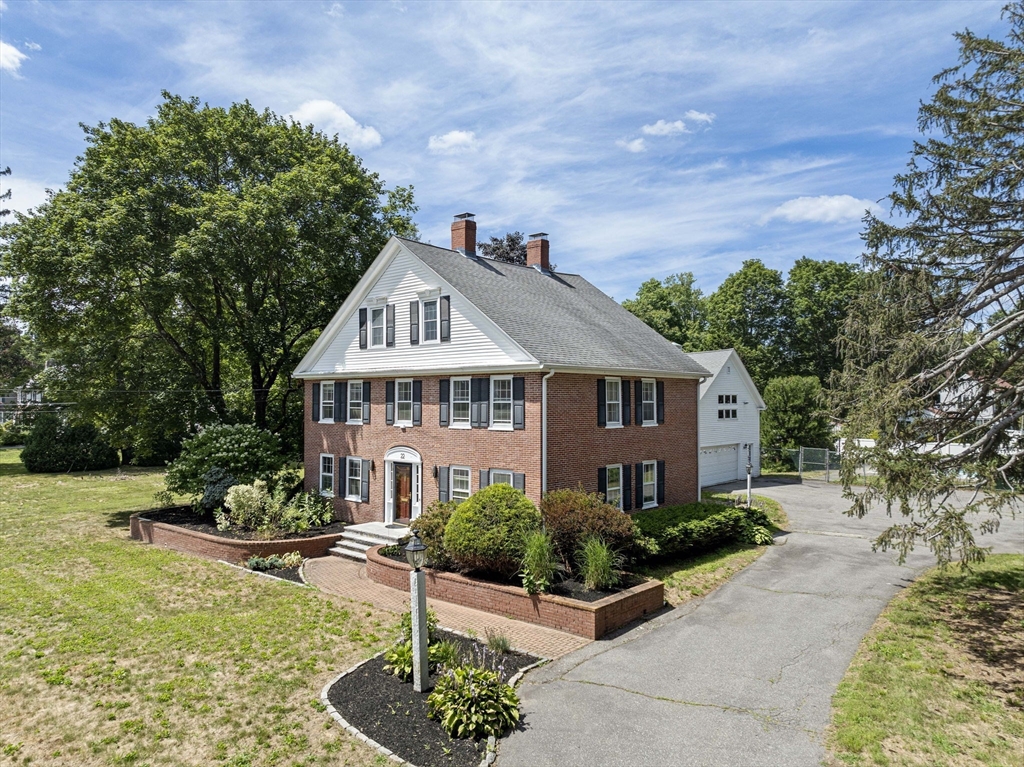 22 Pleasant St