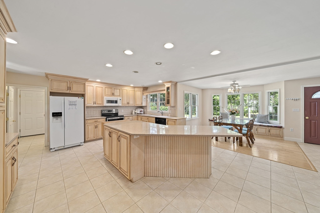 22 Pleasant St