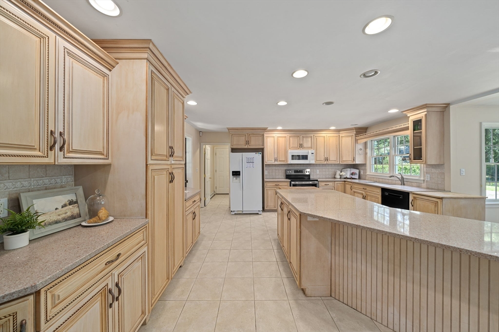 22 Pleasant St