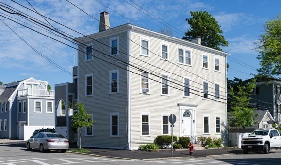 36 Market St