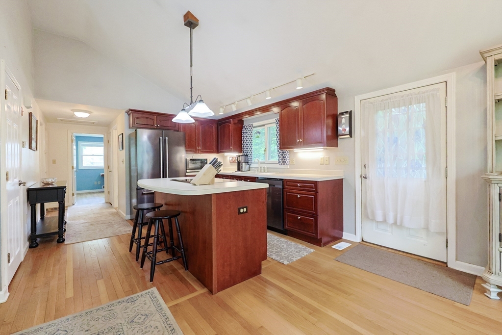 47 Dorothy Ave