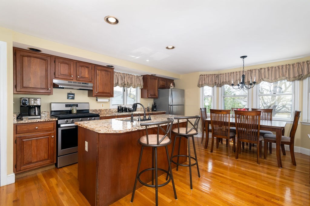 30 Lillian Rd
