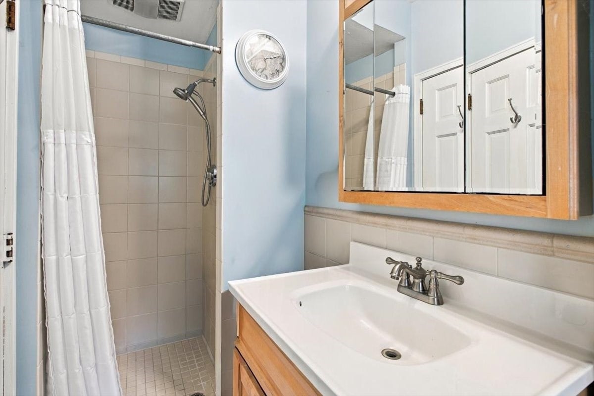9 Kent Rd, Norwood, MA Photo #22