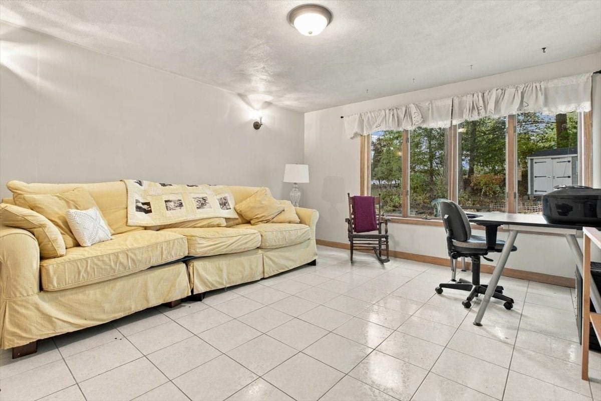 9 Kent Rd, Norwood, MA Photo #26