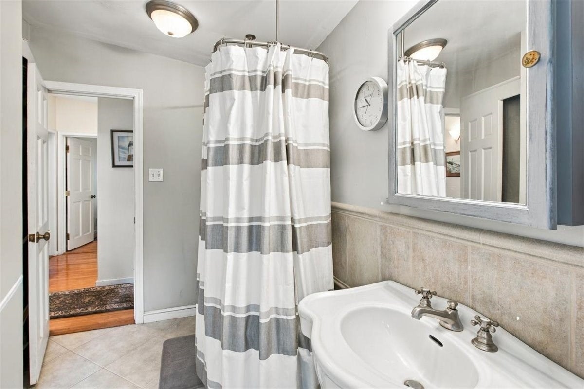 9 Kent Rd, Norwood, MA Photo #24