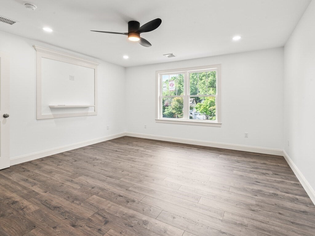 132 Barrington Rd, Longmeadow, MA, 132 Barrington Rd, Longmeadow, MA Photo #14