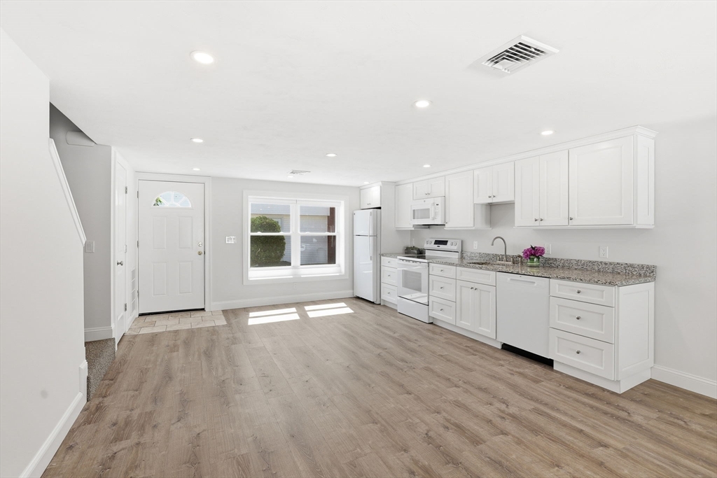 66 Pine Valley Dr 66 aka 27A