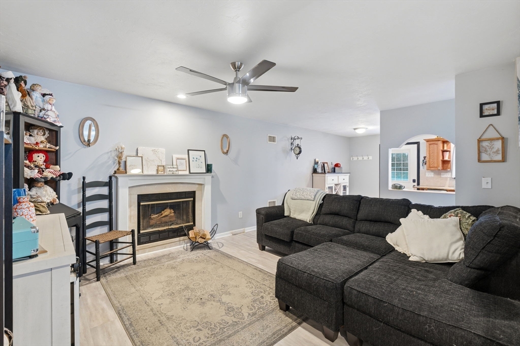 240 Horizon Way