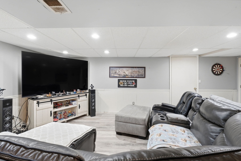 240 Horizon Way