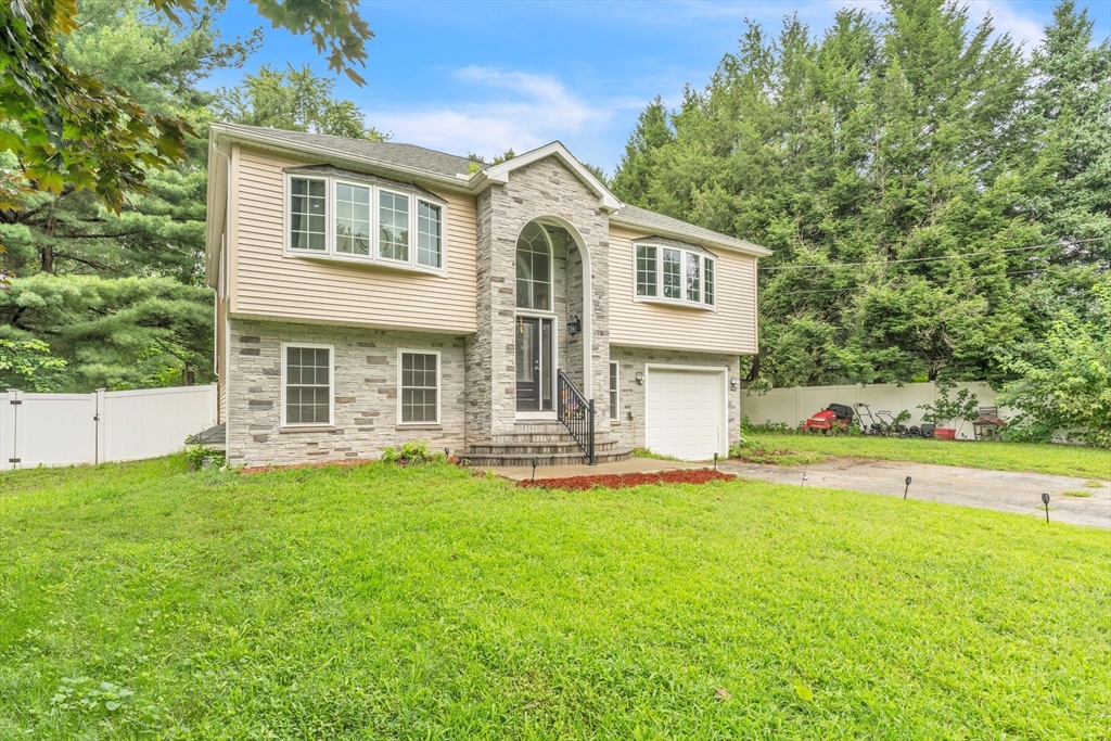 15 Bailey St