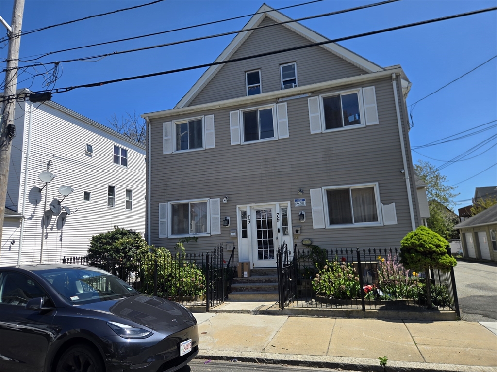 73 Francis St