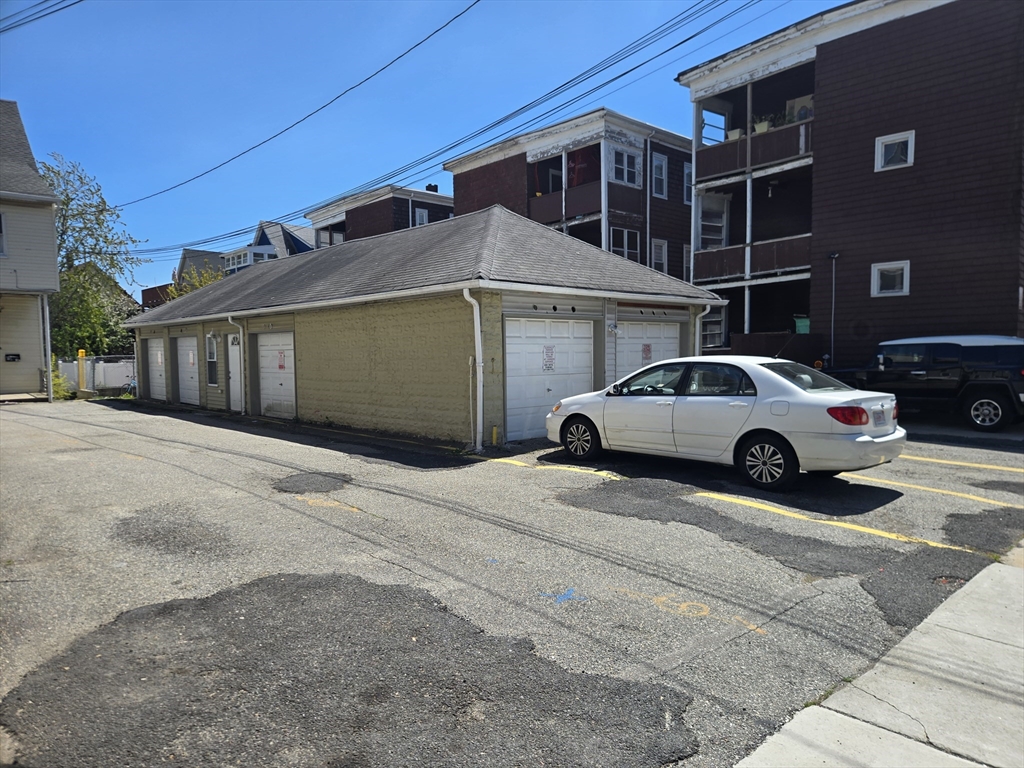 73 Francis St