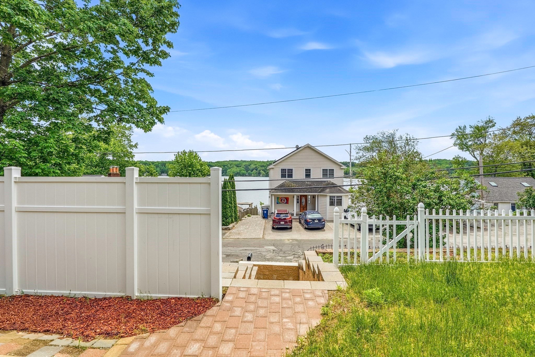 50 Lakeshore Dr