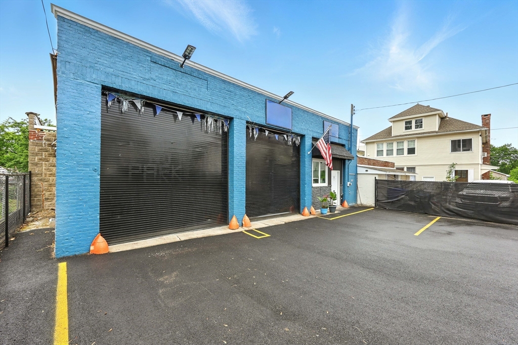 6 Rogers Ave