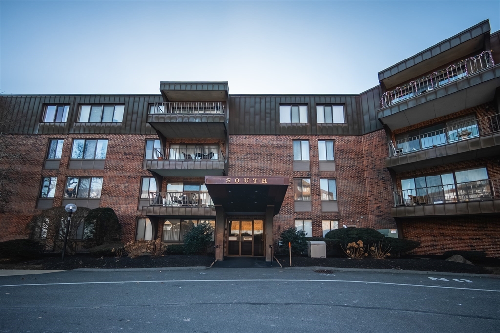 1002 Paradise Rd PHE