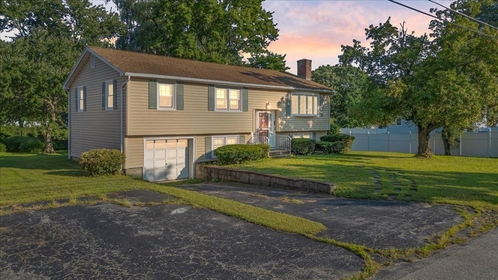 15 Blue Jay Avenue, Dracut, MA, 15 Blue Jay Avenue, Dracut, MA Photo #9