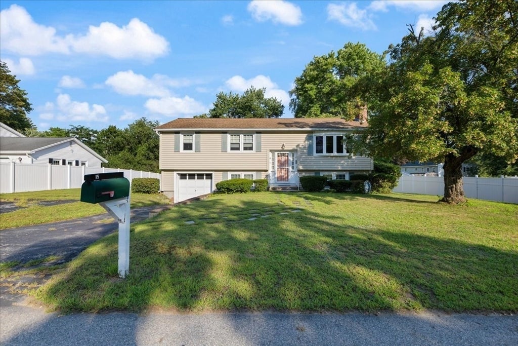15 Blue Jay Avenue, Dracut, MA, 15 Blue Jay Avenue, Dracut, MA Photo #1