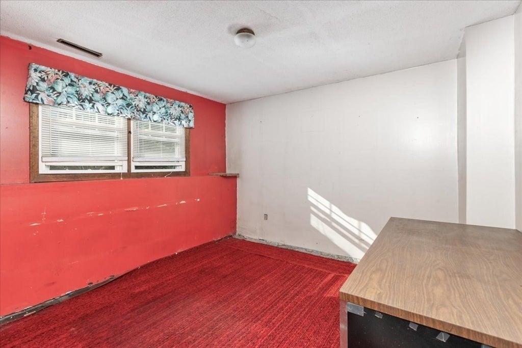 15 Blue Jay Avenue, Dracut, MA, 15 Blue Jay Avenue, Dracut, MA Photo #35
