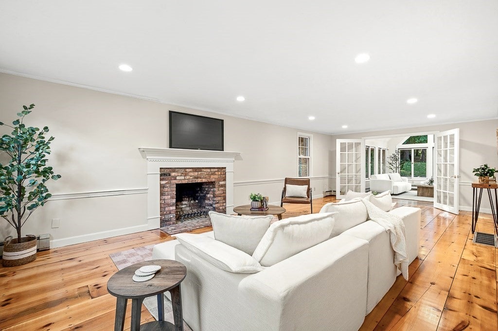6 Olde Meetinghouse Road, Westborough, MA, 6 Olde Meetinghouse Road, Westborough, MA Photo #6