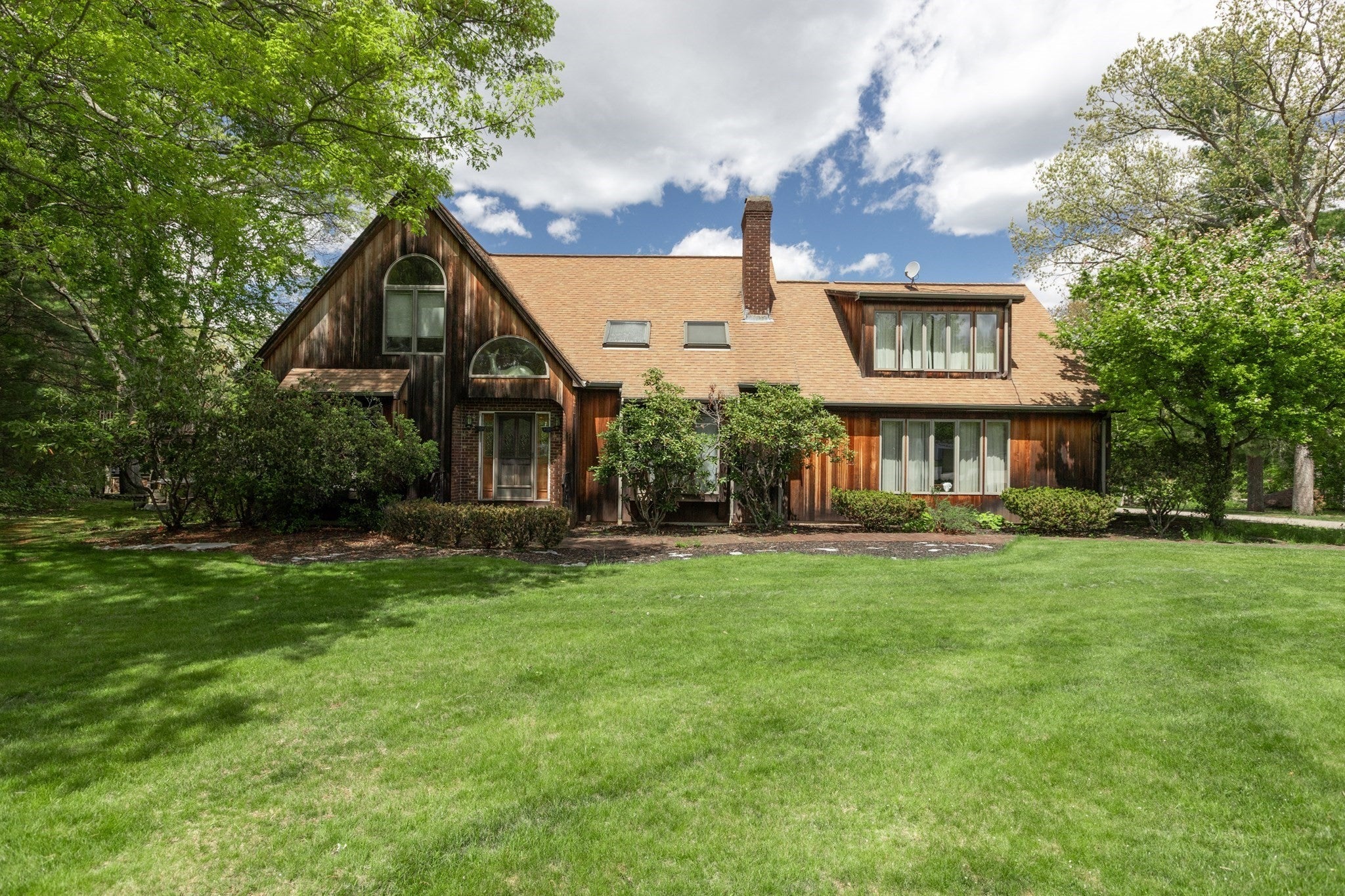 42 Pine Acres Rd