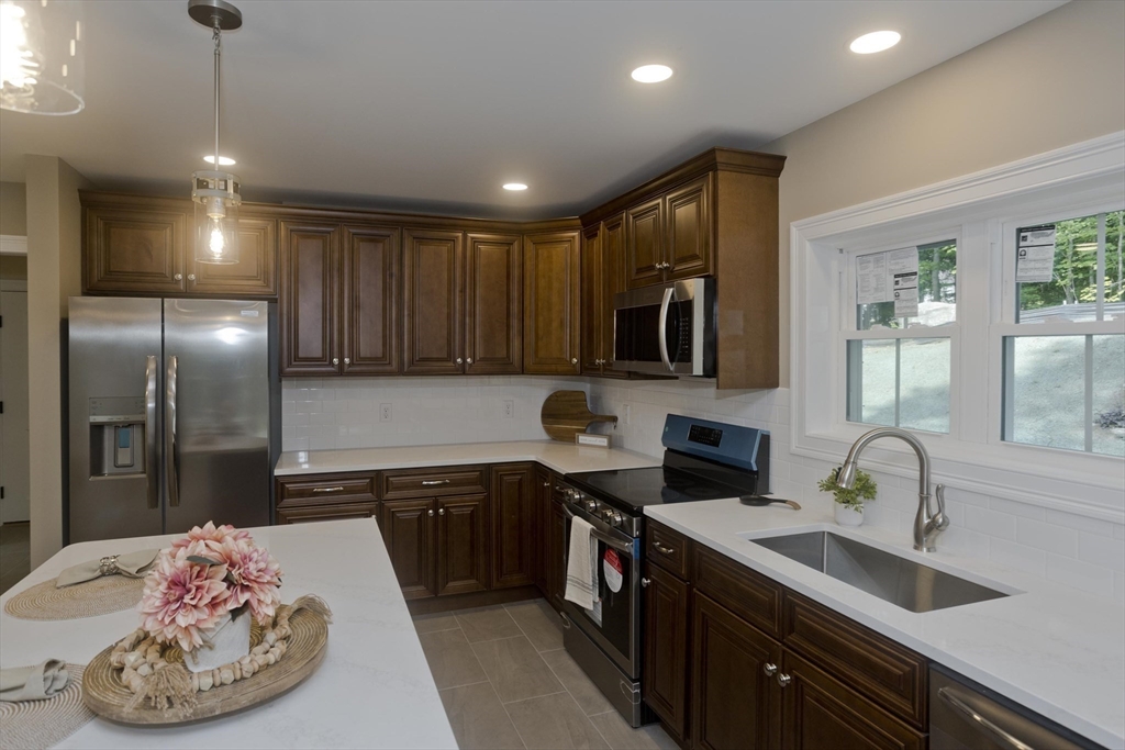 186 Upper Hampden Rd