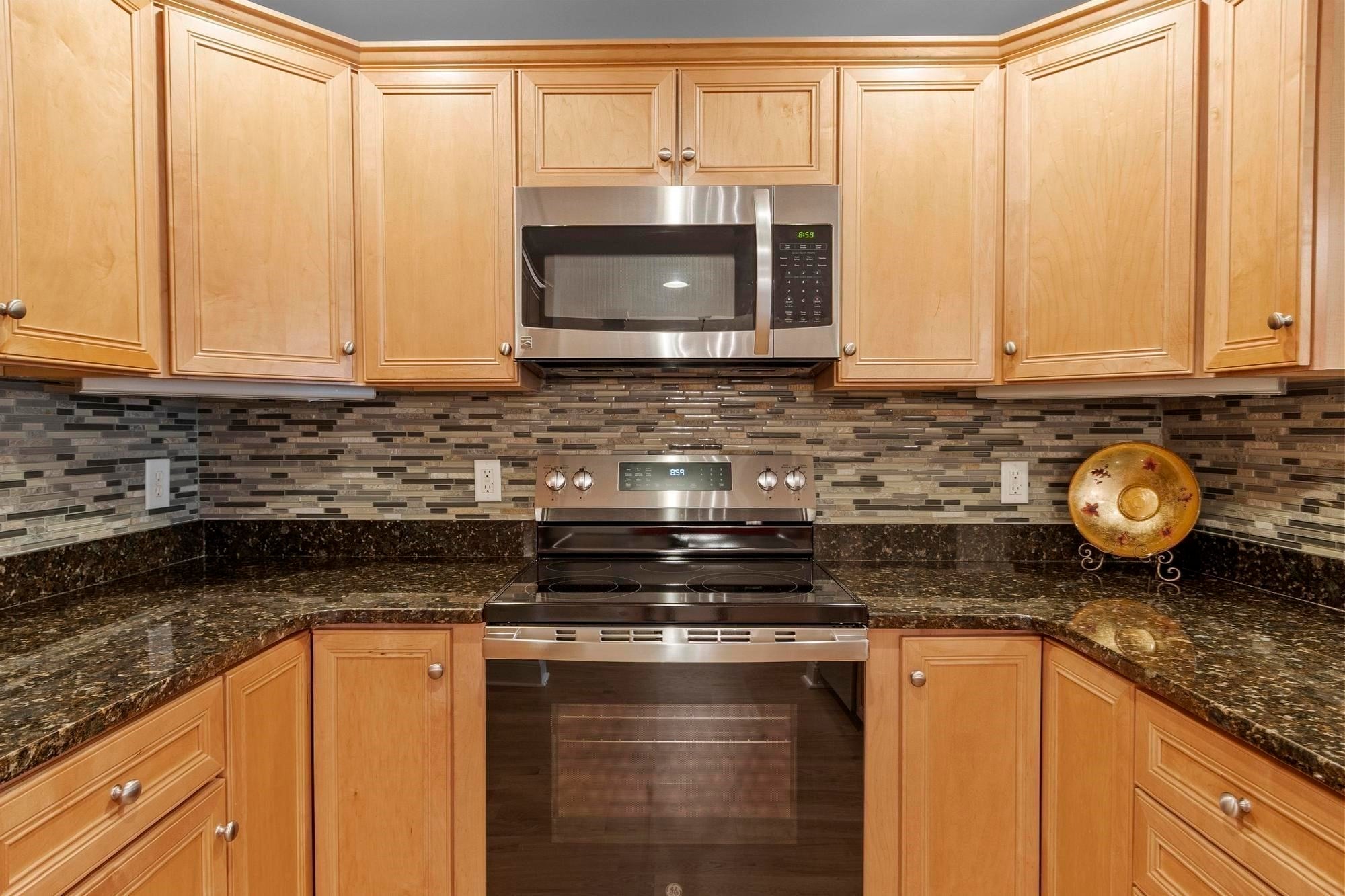 1204 Emerald Court #1204, Tewksbury, MA Photo #7
