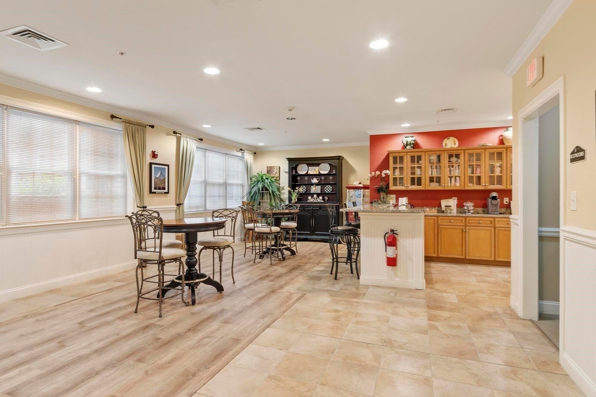 1204 Emerald Court #1204, Tewksbury, MA Photo #36
