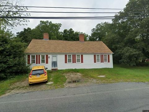 162 Reed Rd Westport MA 02790