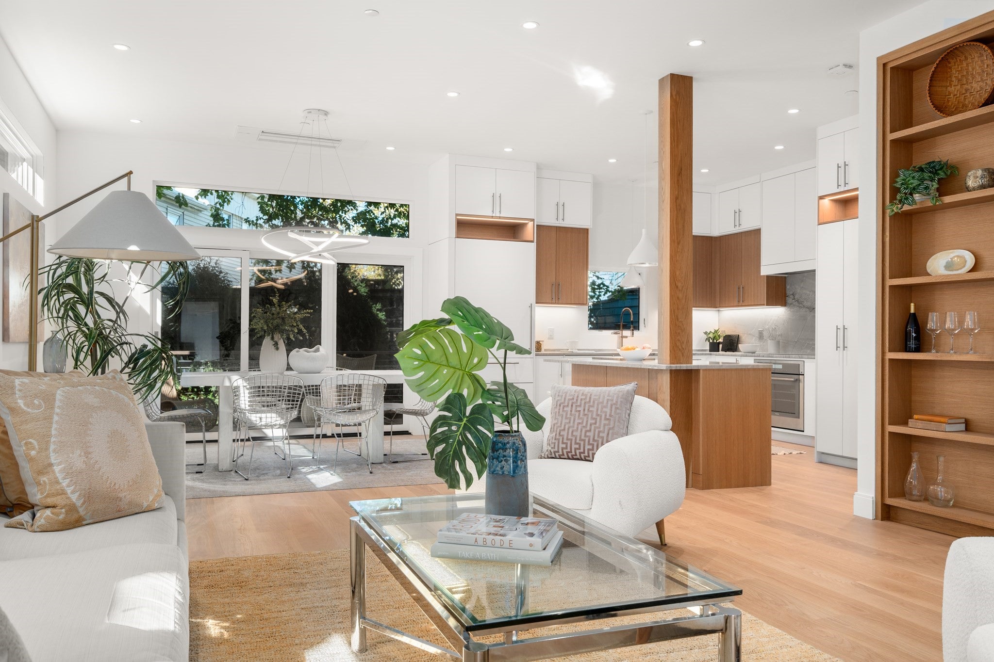 61 Pleasant Street 2