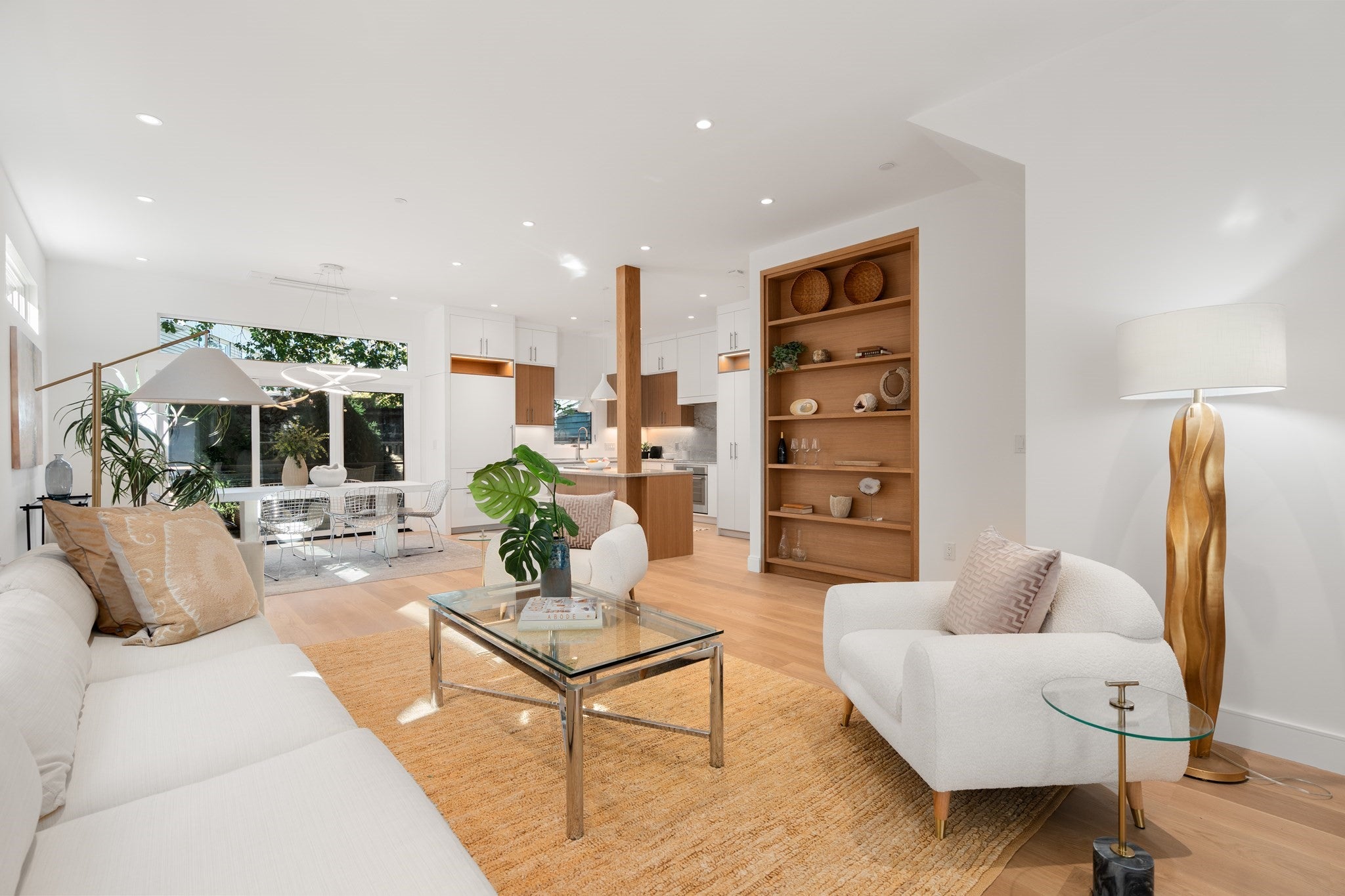 61 Pleasant Street 2