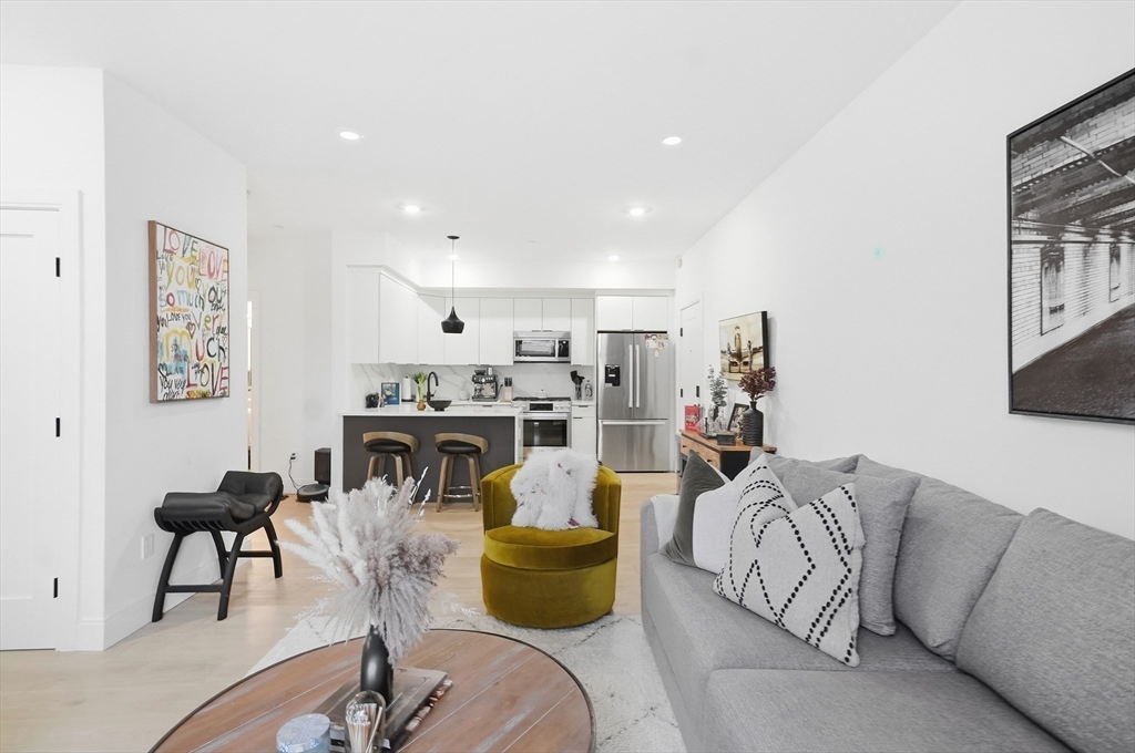 101 - 105 Condor Street 304