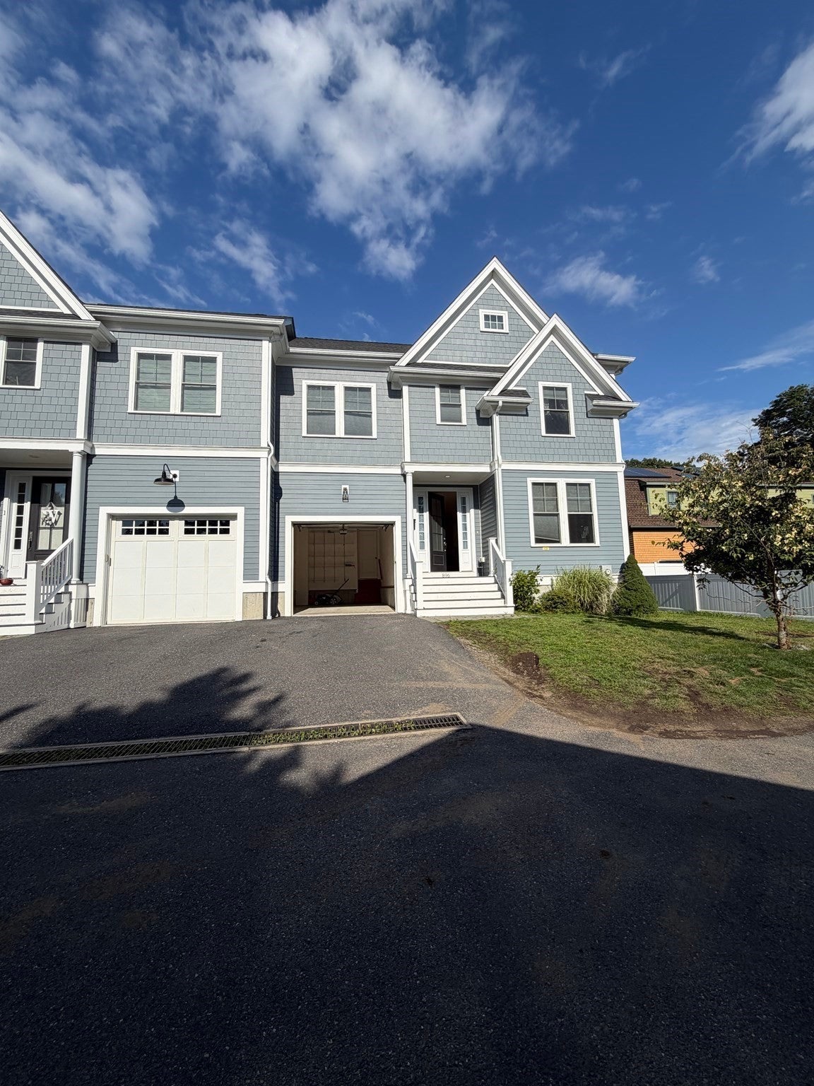 Click for 896 Chestnut St #2, Newton, MA slideshow Click for 896 Chestnut St #2, Newton, MA slideshow