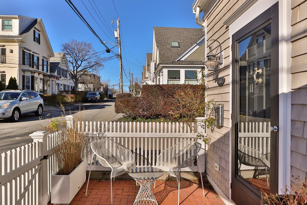 368 Commercial Street Unit G