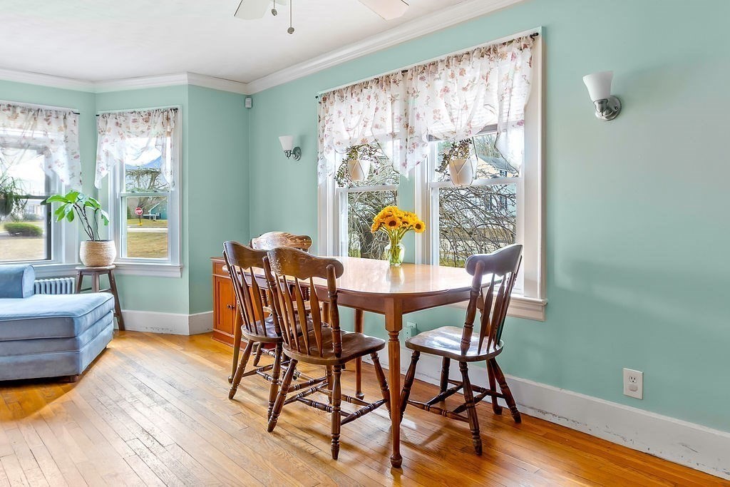 Auburn, Massachusetts 01501, United States, 3 Bedrooms Bedrooms, ,1 BathroomBathrooms,Residential,Active,96232