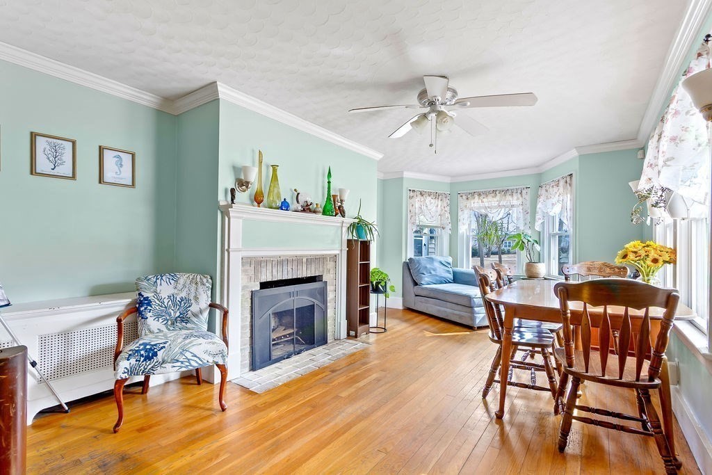 Auburn, Massachusetts 01501, United States, 3 Bedrooms Bedrooms, ,1 BathroomBathrooms,Residential,Active,96232