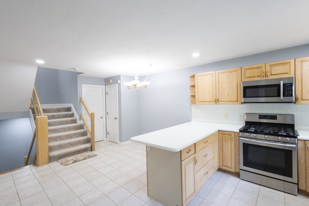 445 Captain Eames Cir 445