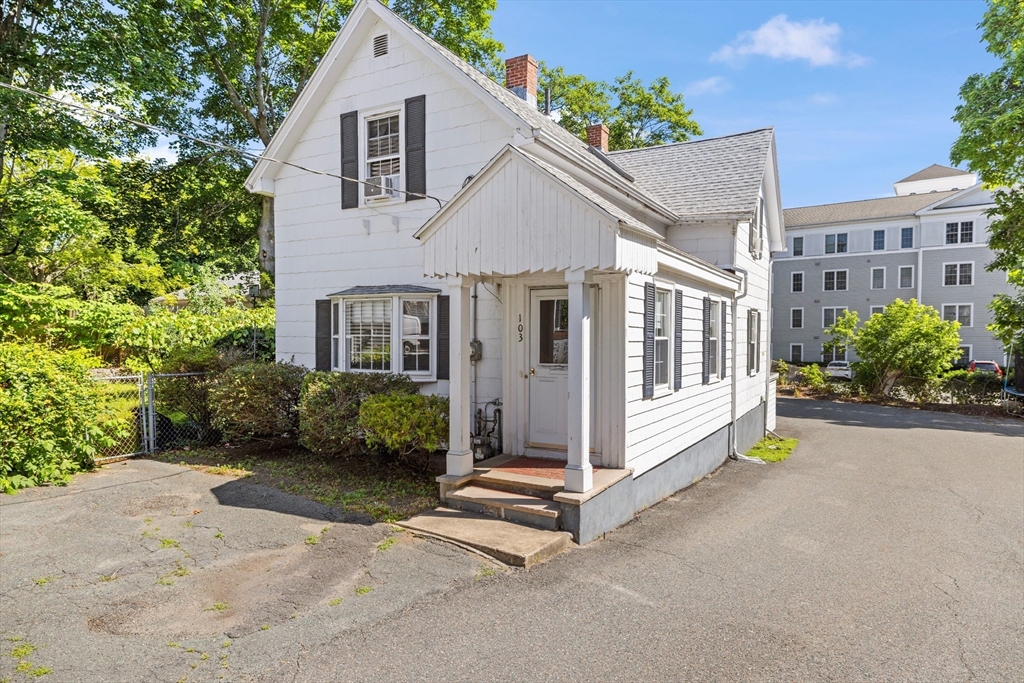 103 Lowell St