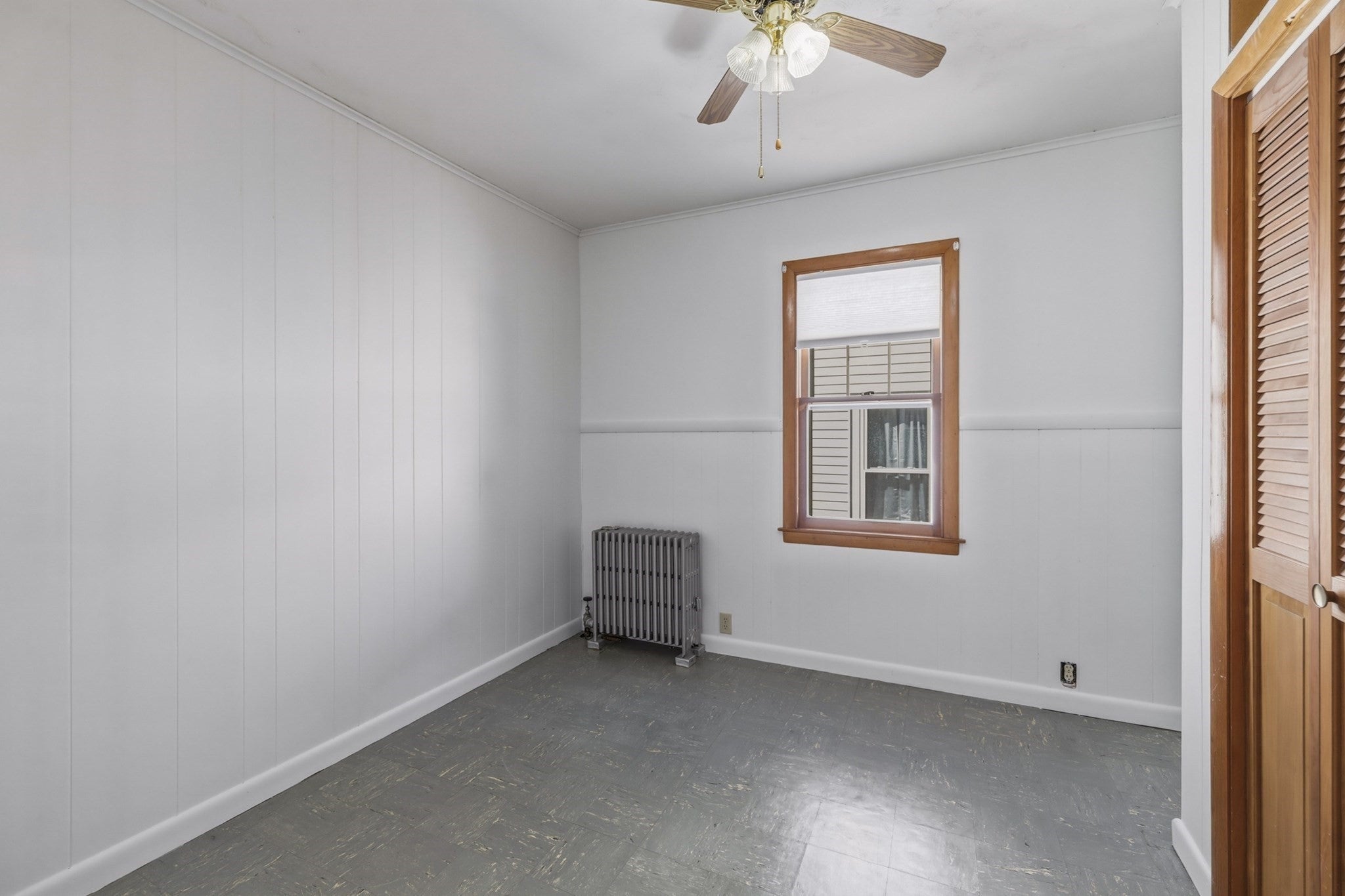 196 Sargeant St, Holyoke, MA, 196 Sargeant St, Holyoke, MA Photo #24