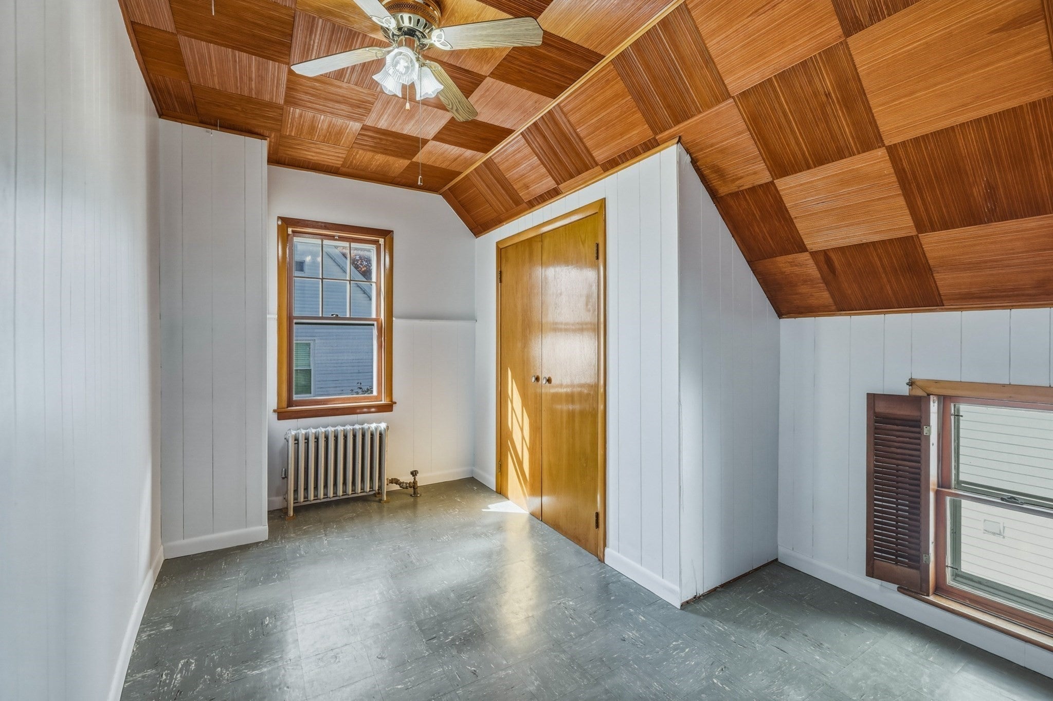 196 Sargeant St, Holyoke, MA, 196 Sargeant St, Holyoke, MA Photo #26
