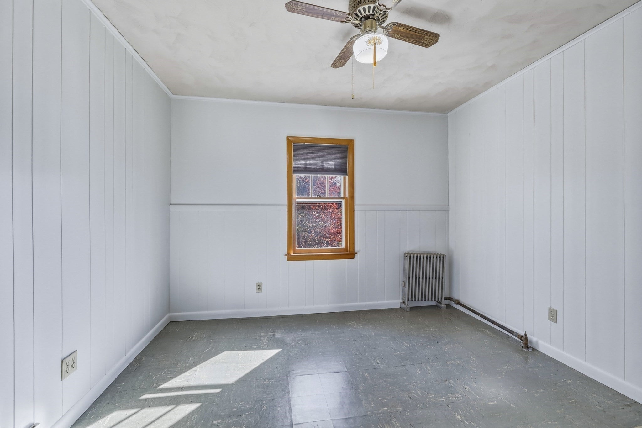 196 Sargeant St, Holyoke, MA, 196 Sargeant St, Holyoke, MA Photo #22