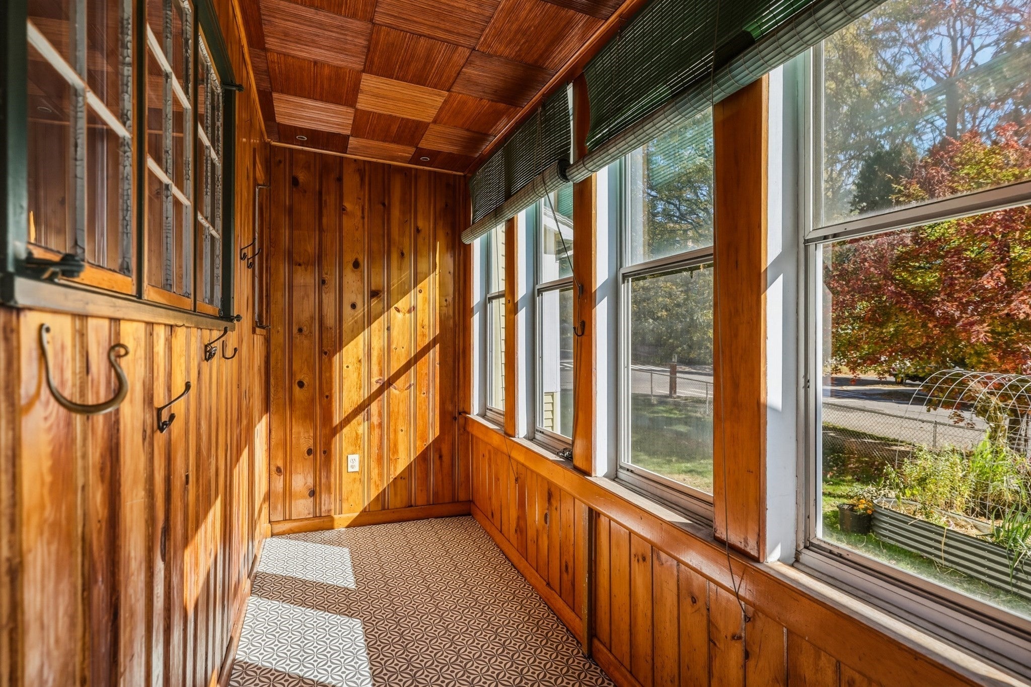 196 Sargeant St, Holyoke, MA, 196 Sargeant St, Holyoke, MA Photo #14