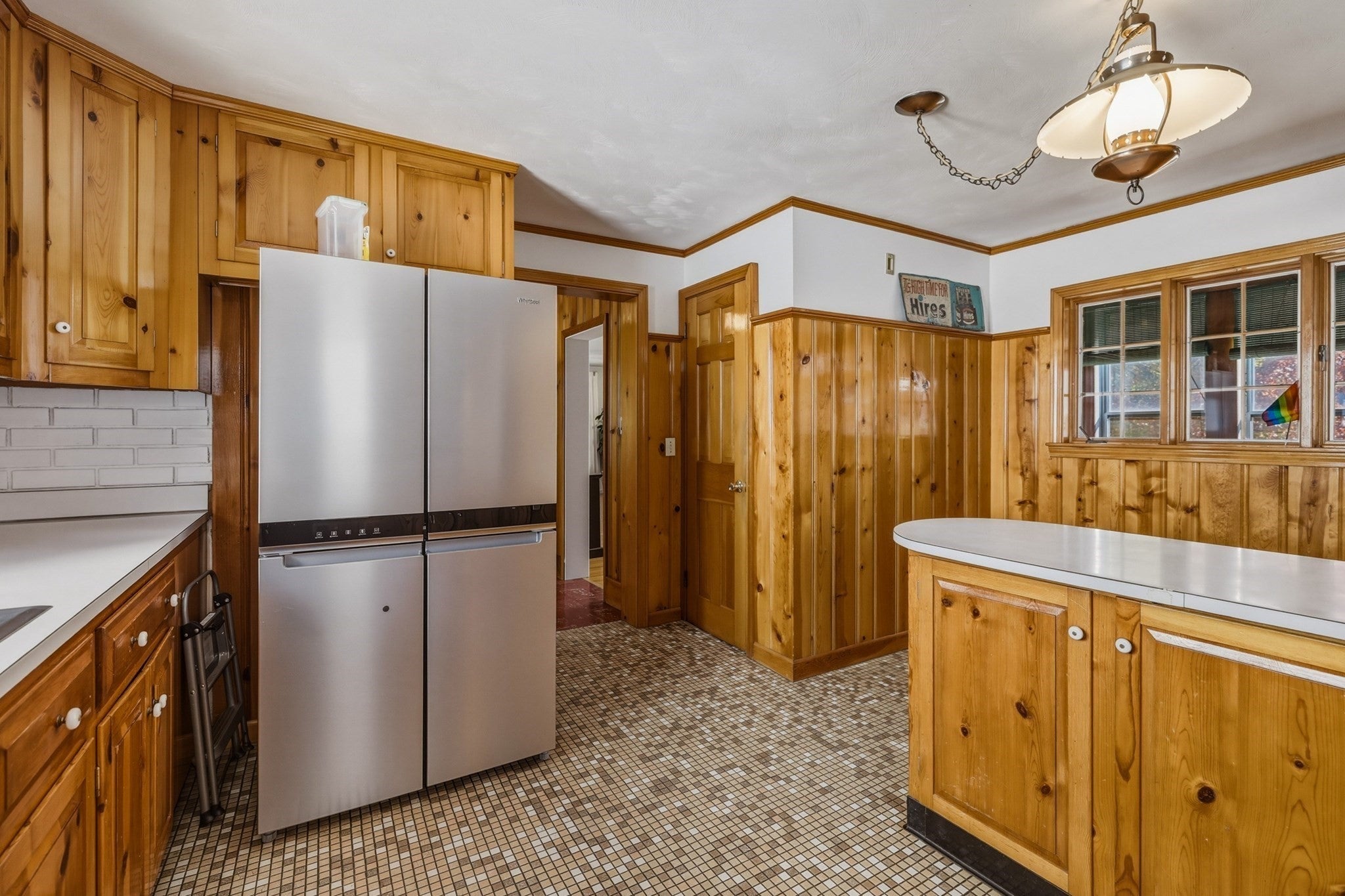 196 Sargeant St, Holyoke, MA, 196 Sargeant St, Holyoke, MA Photo #17