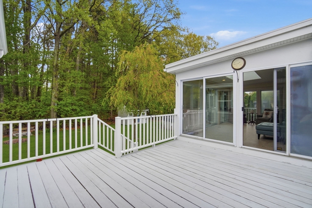 7 Crestwood Rd, Leicester, MA, 7 Crestwood Rd, Leicester, MA Photo #16