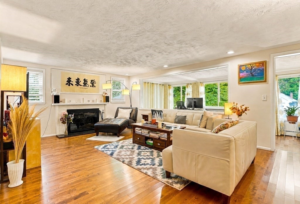 69 Maynard St, Newton, MA Photo #12